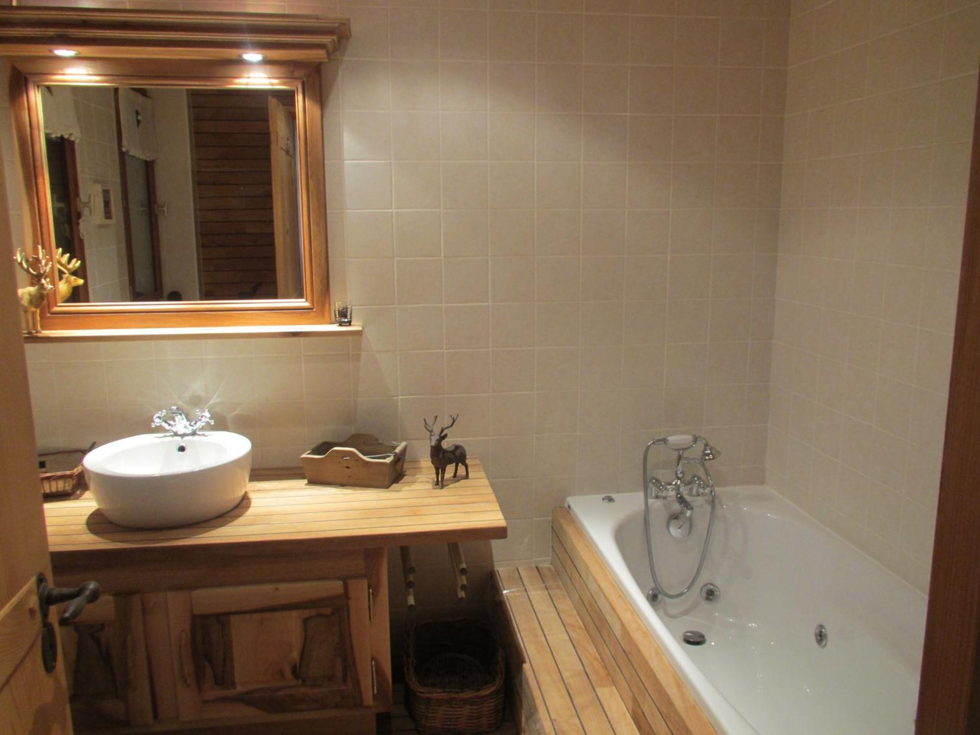 Hotel Alpen Roc Morzine Habitación foto