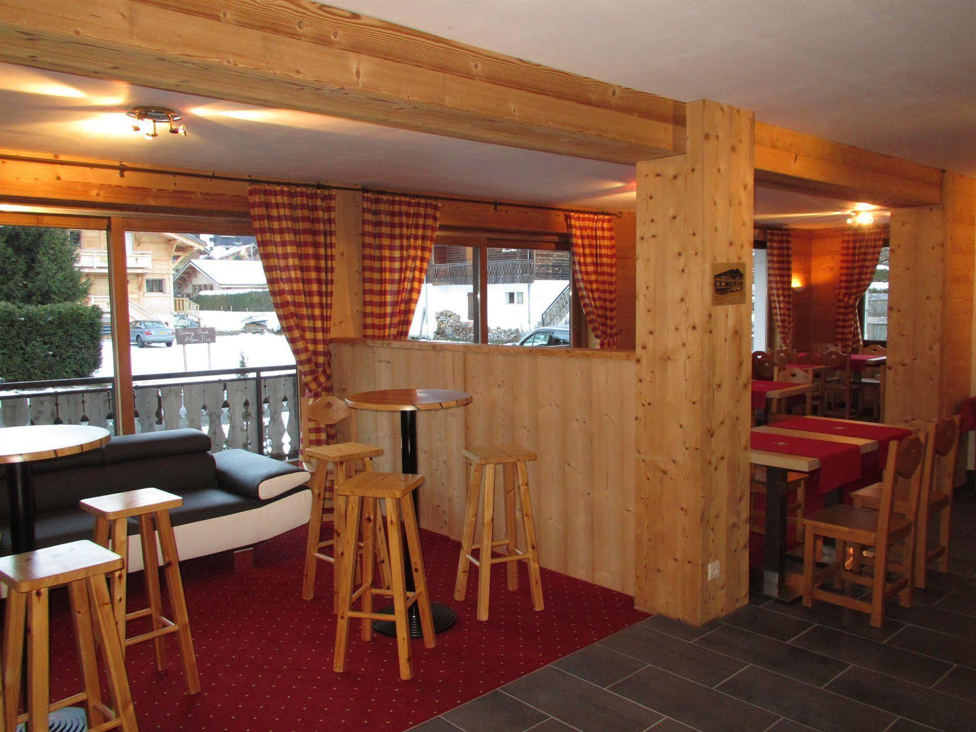 Hotel Alpen Roc Morzine Exterior foto